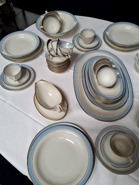 Stel Fredensborg, mange dele